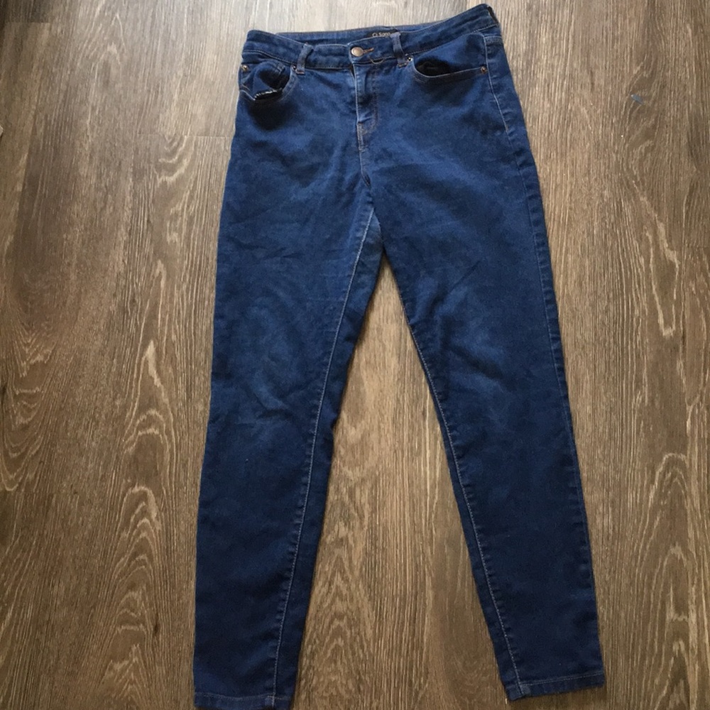 Jeans